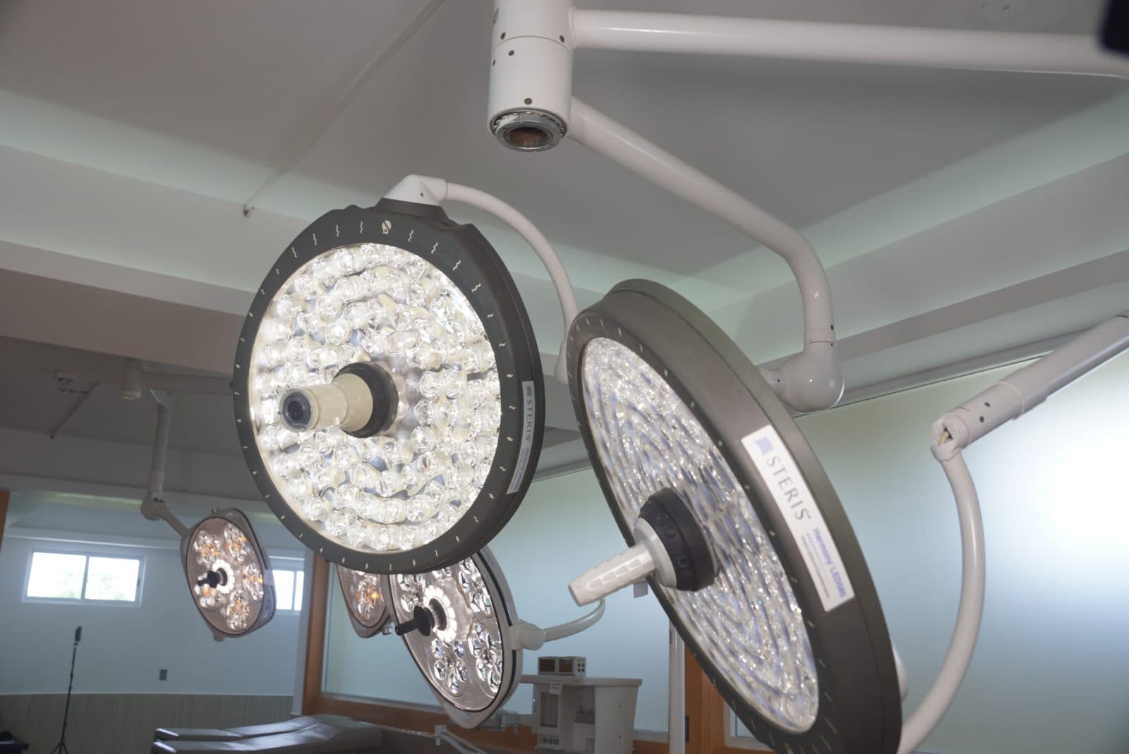 STERIS HARMONY 585 LED