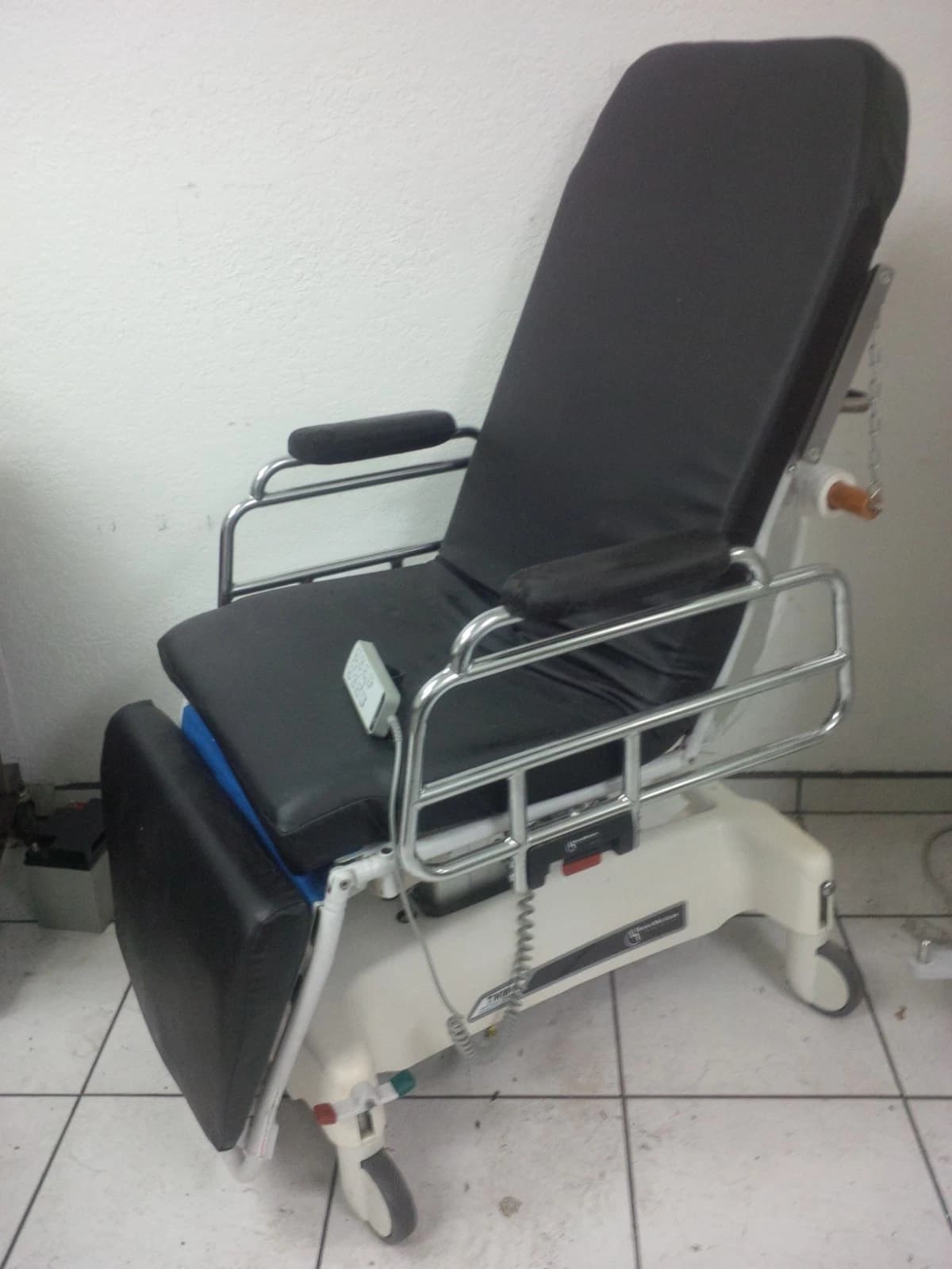 Transmotion TMM4 Mammography/Biopsy Stretcher Chair