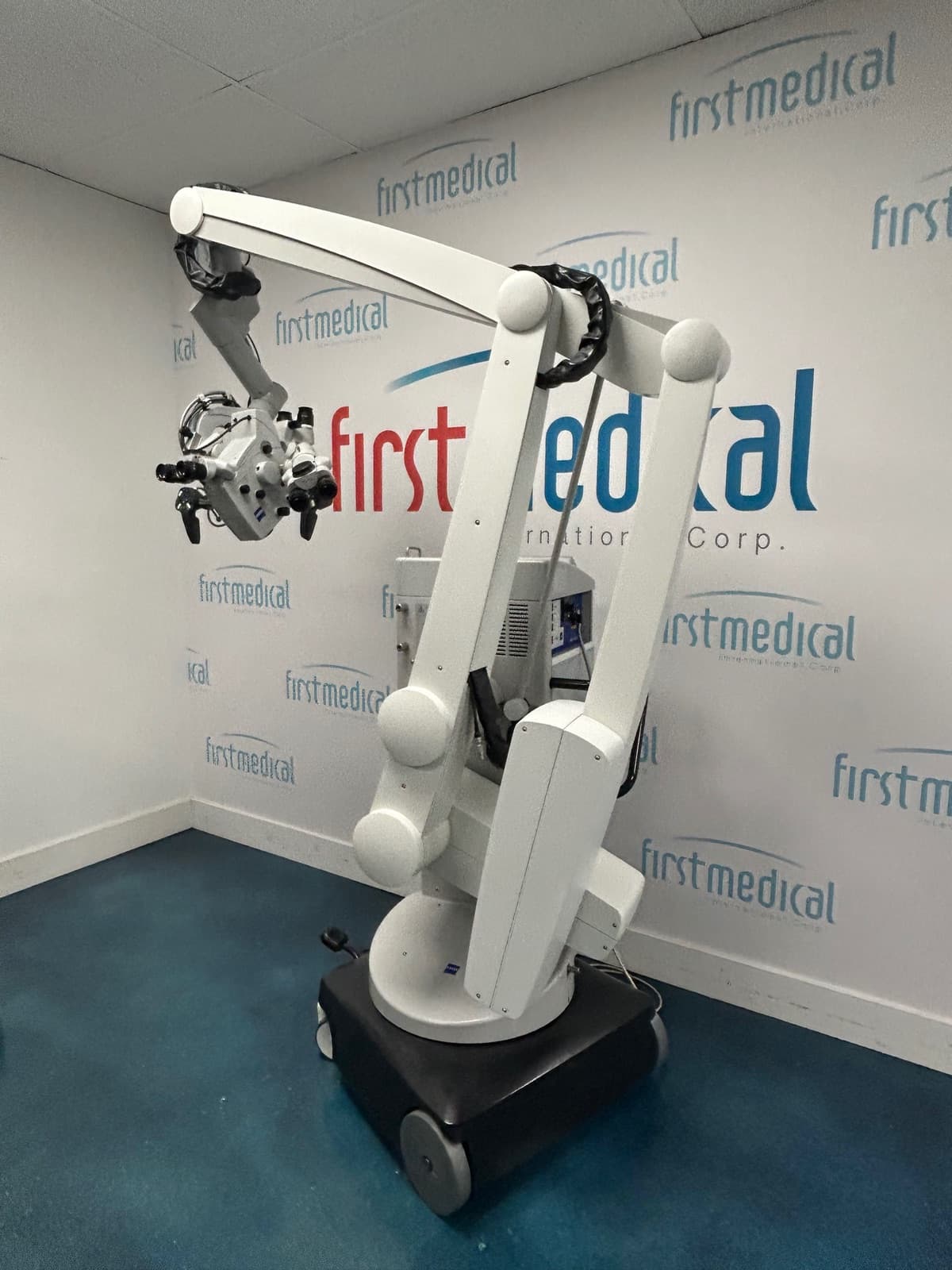 ZEISS OPMI Neuro NC-4 Microscope